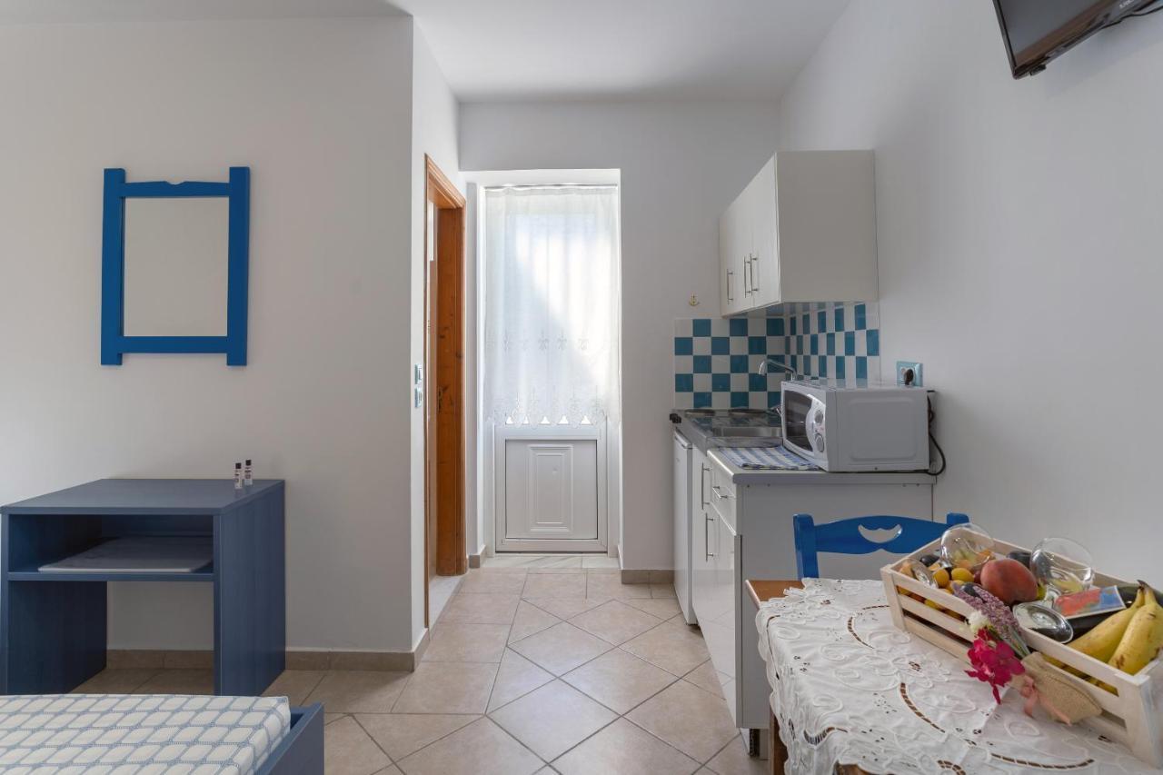Stegna-Tula Aparthotel Archangelos  Buitenkant foto